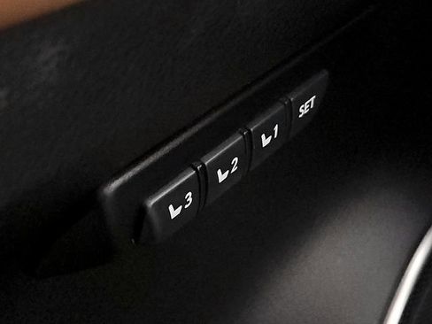 Used 2018 Lexus NX 300h AWD w/ Premium Package image 27