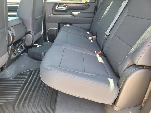 New 2026 GMC Sierra 2500 SLE w/ SLE Value Package; AWD/4WD image 25