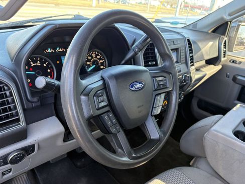 Used 2018 Ford F150 XLT image 6