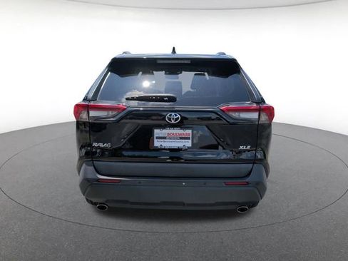 Used 2023 Toyota RAV4 XLE Premium FWD image 5