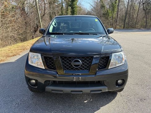 Used 2019 Nissan Frontier SV w/ Value Truck Package image 3