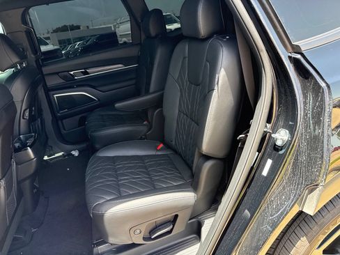 Used 2025 Kia Telluride SX X-Line AWD/4WD image 11