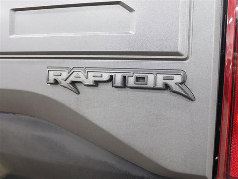 Used 2018 Ford F150 Raptor w/ Equipment Group 802A Luxury AWD/4WD image 13
