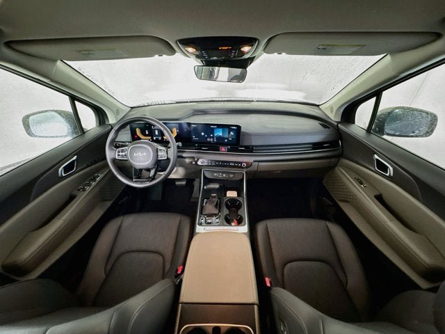 Certified 2026 Kia Carnival EX FWD image 33