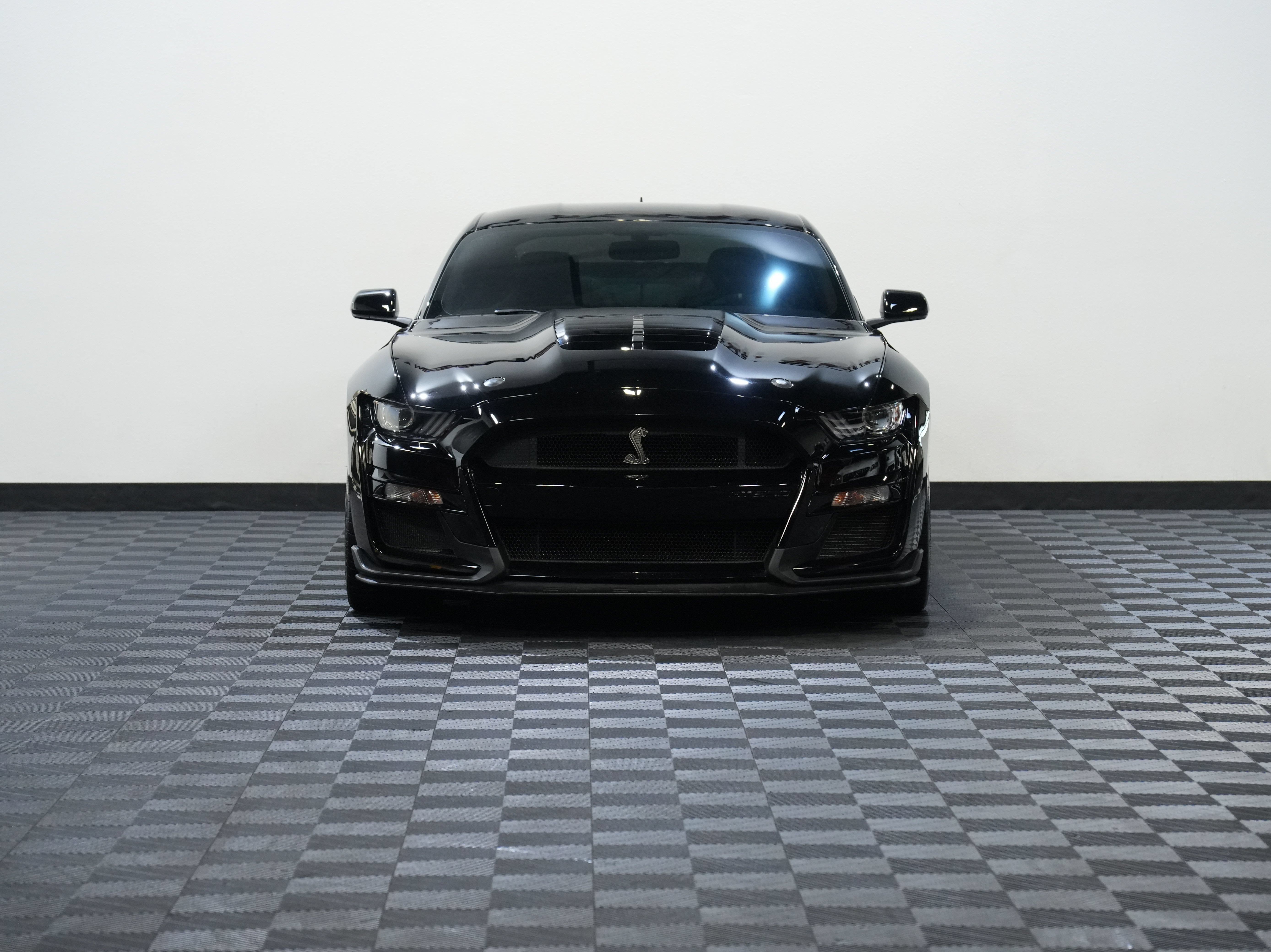 Used 2021 Ford Mustang Shelby GT500 RWD image 4