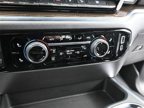 Used 2024 Chevrolet Silverado 1500 LT Trail Boss w/ LT Trail Boss Premium Package image 18