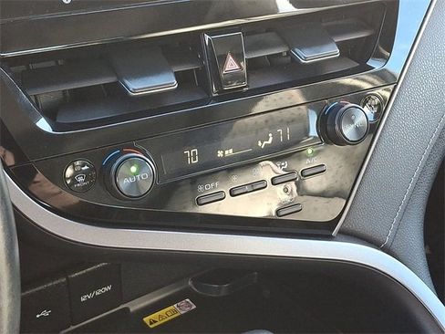 Used 2023 Toyota Camry XSE image 14