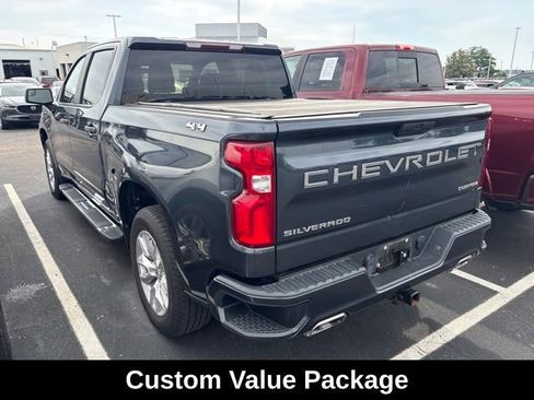 Used 2020 Chevrolet Silverado 1500 Custom w/ Custom Value Package AWD/4WD image 4