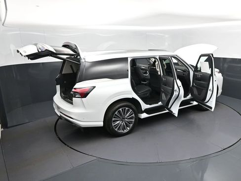 New 2026 INFINITI QX80 Luxe image 52