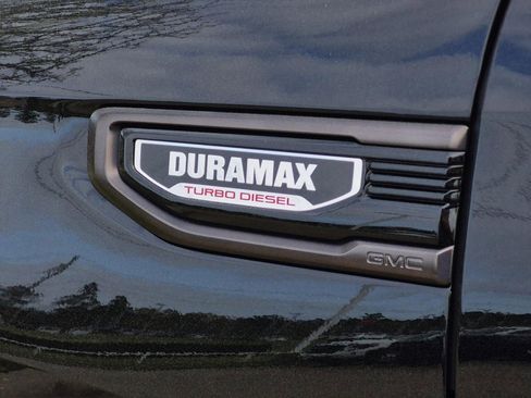 Certified 2024 GMC Sierra 1500 AT4X image 11