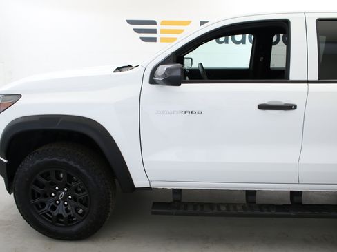Certified 2025 Chevrolet Colorado Trail Boss AWD/4WD image 4