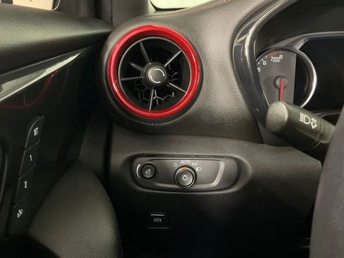 Used 2022 Chevrolet Blazer RS w/ Enhanced Convenience Package image 25