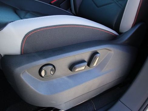 New 2026 Volkswagen Atlas Peak Edition image 15