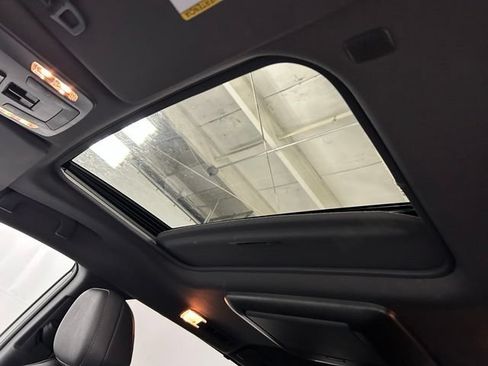 Used 2022 Toyota Sienna XLE Woodland Edition AWD/4WD image 19