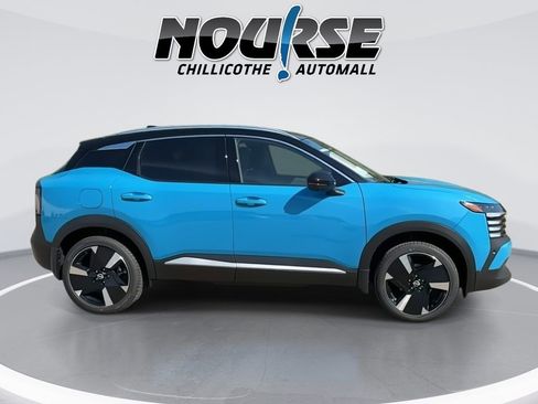 New 2026 Nissan Kicks SR w/ SR Premium Package AWD/4WD image 9