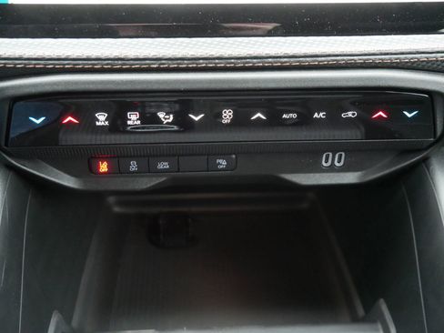 New 2026 Jeep Cherokee Overland AWD/4WD image 19