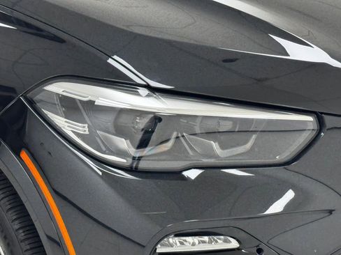 Used 2021 BMW X5 M50i image 36