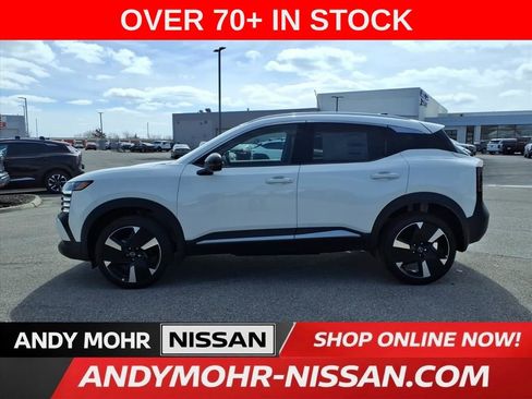 New 2026 Nissan Kicks SR FWD image 5