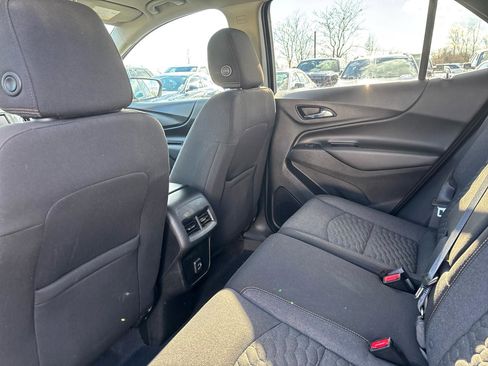 Used 2021 Chevrolet Equinox LT image 17