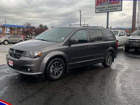 Used 2017 Dodge Grand Caravan GT w/ Mopar Premium Addition Group image 1