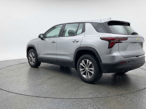 Used 2025 Chevrolet Equinox LT image 6