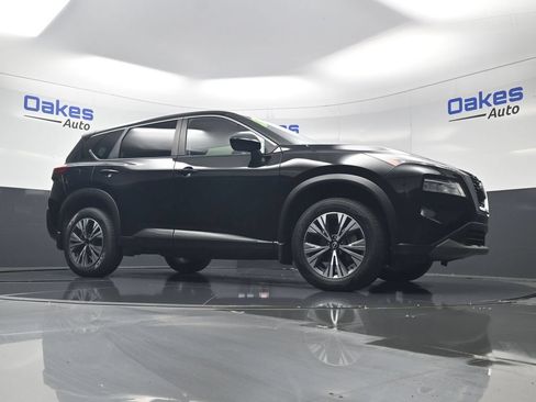 Used 2023 Nissan Rogue SV AWD/4WD image 36