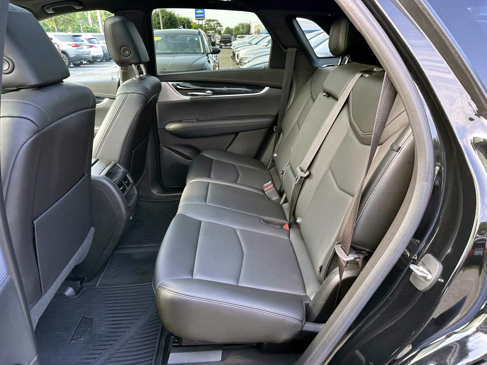 Used 2023 Cadillac XT5 Premium Luxury AWD/4WD image 14