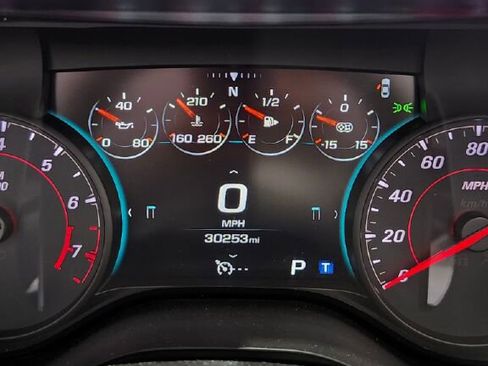 Used 2018 Chevrolet Camaro ZL1 RWD image 26