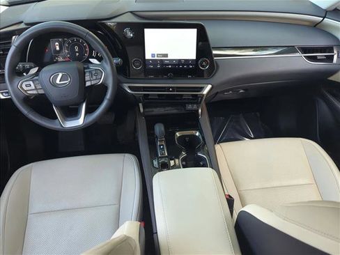 Used 2024 Lexus RX 350 FWD w/ Technology Package image 18