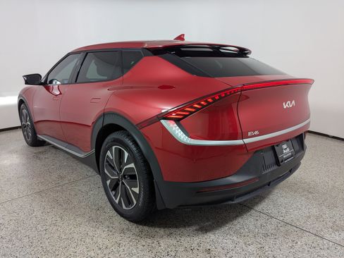 Used 2024 Kia EV6 Light RWD image 5