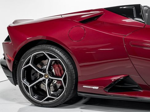 Used 2022 Lamborghini Huracan EVO RWD image 53