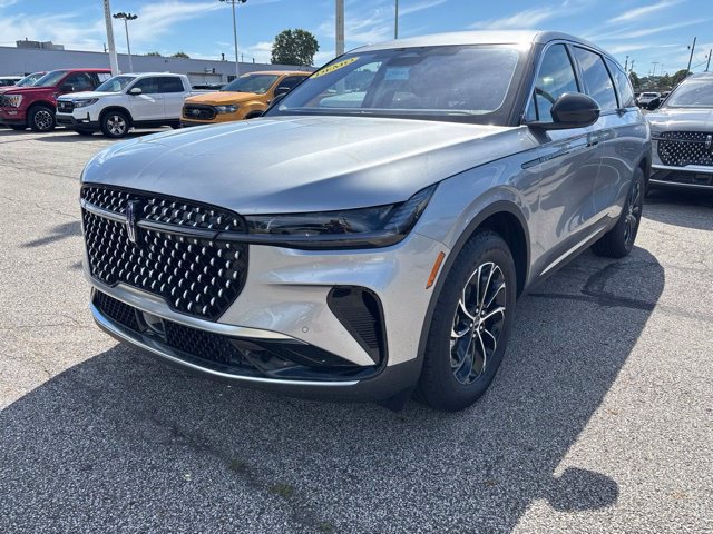 New 2026 Lincoln Nautilus Premier AWD/4WD image 5
