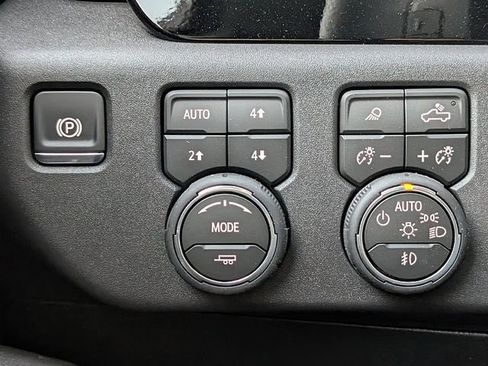New 2026 Chevrolet Silverado 1500 LT Trail Boss w/ LT Trail Boss Premium Package AWD/4WD image 24