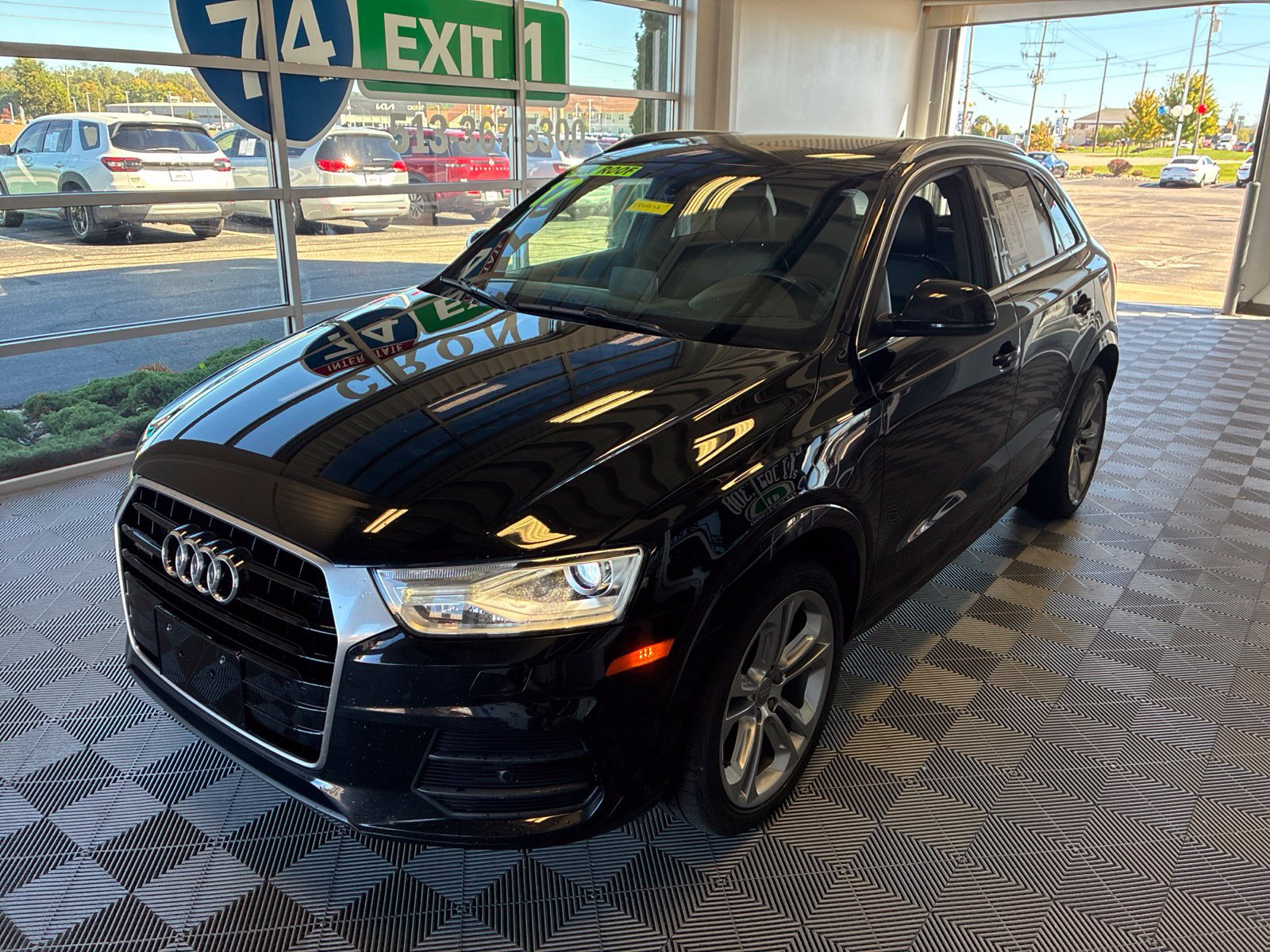 Used 2017 Audi Q3 2.0T Premium Plus AWD/4WD image 3