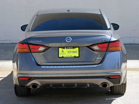 Used 2021 Nissan Altima 2.5 SR AWD/4WD image 44