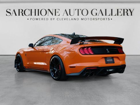 Used 2021 Ford Mustang Shelby GT500 w/ Carbon Fiber Track Pack RWD image 13