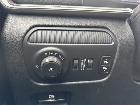 Used 2024 Jeep Wagoneer Series III image 14