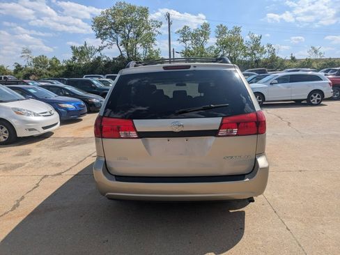 Used 2005 Toyota Sienna CE FWD image 6
