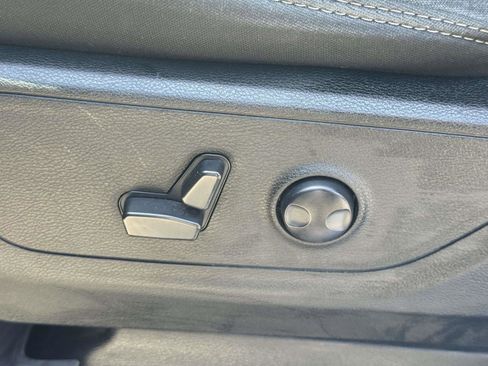 Used 2022 RAM 1500 Big Horn AWD/4WD image 18