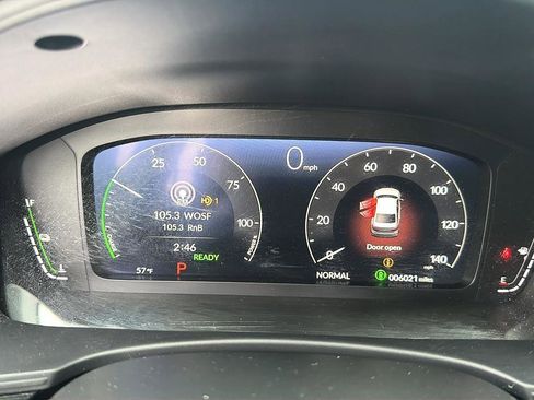 Used 2025 Honda Civic Sport image 15