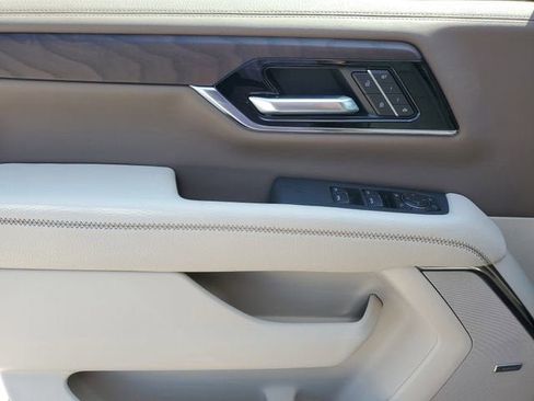 New 2026 GMC Yukon XL Denali w/ Sun & Power Step Package RWD image 17