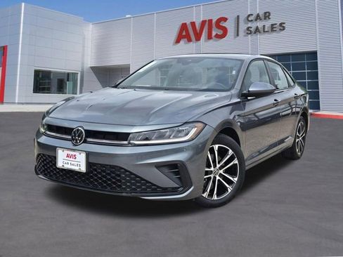 Used 2025 Volkswagen Jetta Sport FWD image 1