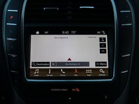 Used 2019 Lincoln Nautilus Reserve w/ Driver Assistance Package AWD/4WD image 12
