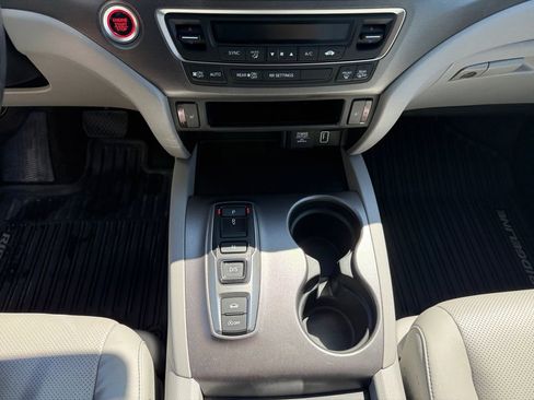 Certified 2023 Honda Ridgeline RTL image 10