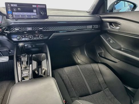 Used 2024 Honda Accord Sport image 21