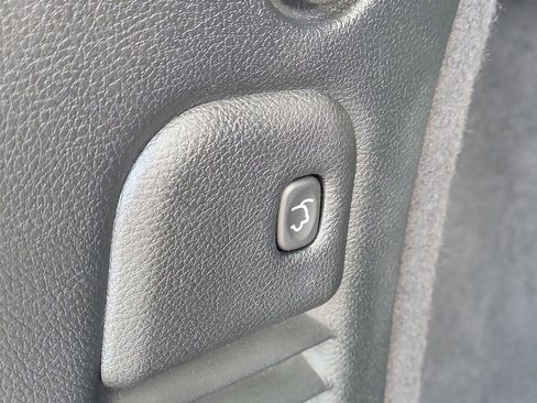 Used 2023 Dodge Durango R/T RWD image 10