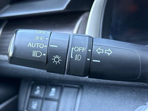 Used 2020 Honda Civic EX image 19