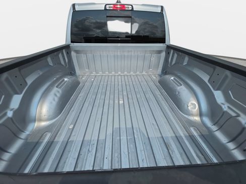 Used 2019 RAM 1500 Big Horn AWD/4WD image 12