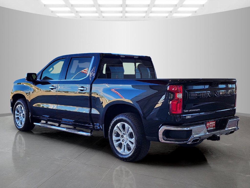 Used 2022 Chevrolet Silverado 1500 LTZ AWD/4WD image 7