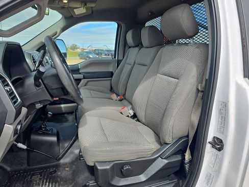 Used 2018 Ford F550 4x4 Regular Cab Super Duty image 15